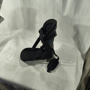 Ankle Stabilizer Ovation Medical Step Free Ankle Stabilizer Size Adjustable